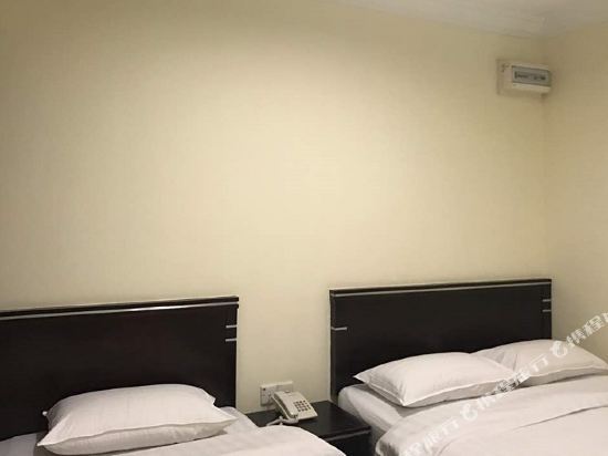 Hotel Tourist