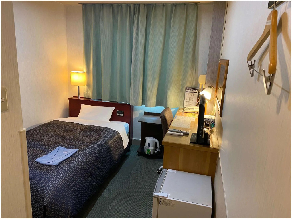 Niimi Business City Hotel