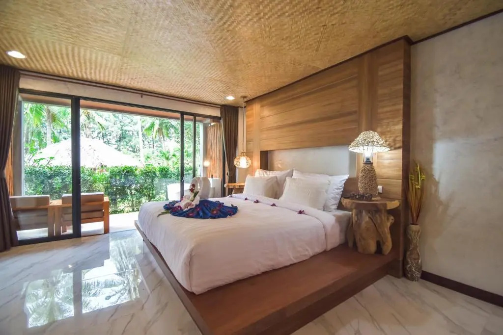 Lagoon Pavilion Room