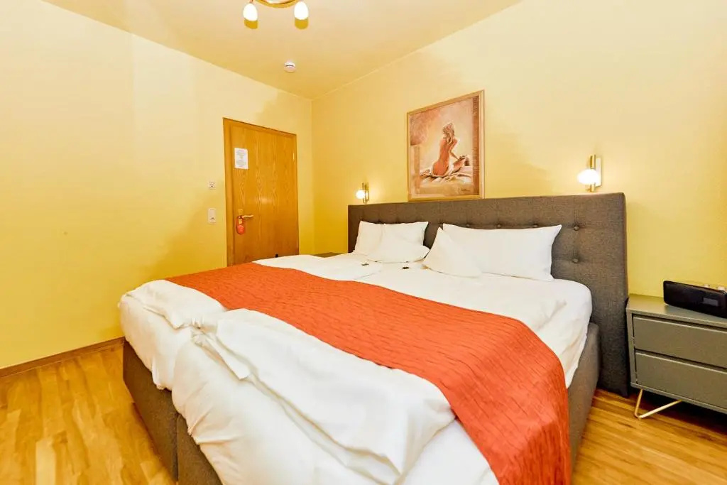 Gast-und Weinhaus Burkard - Chambres