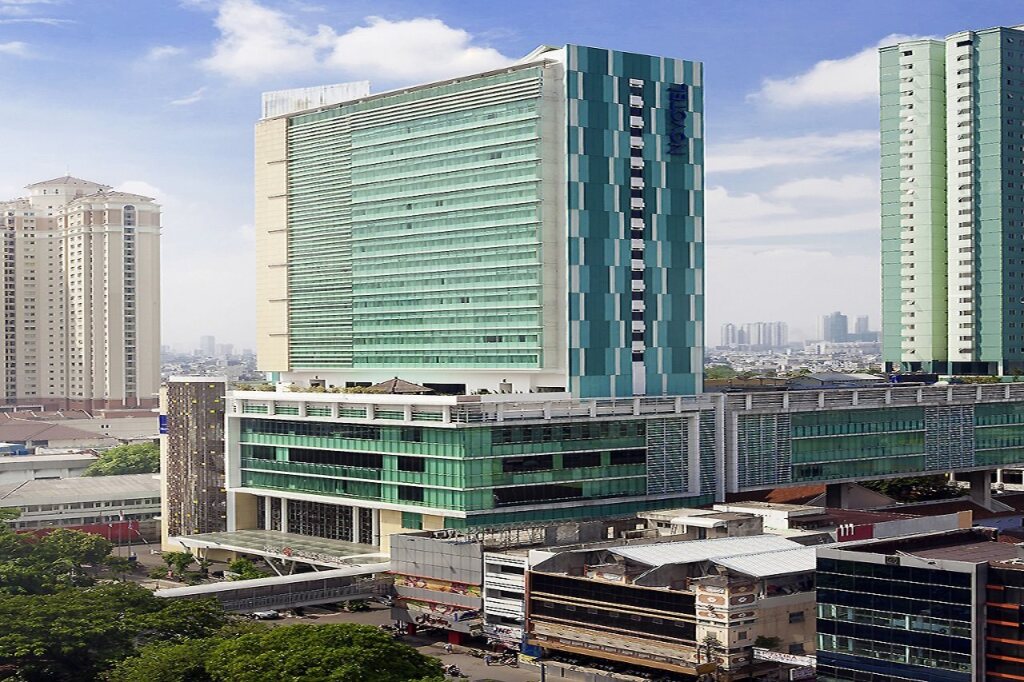 Novotel Jakarta Gajah Mada image