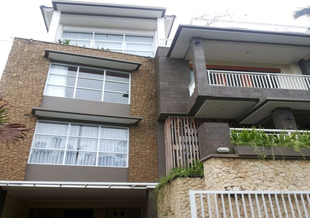 Bacenna Villa