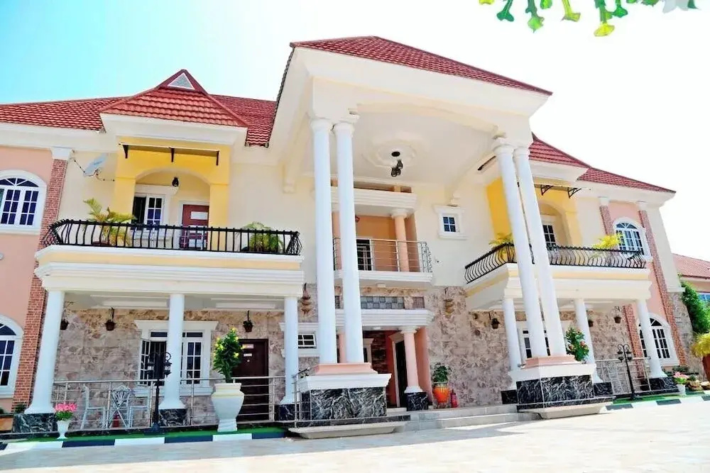 5 Star Villa Hotel