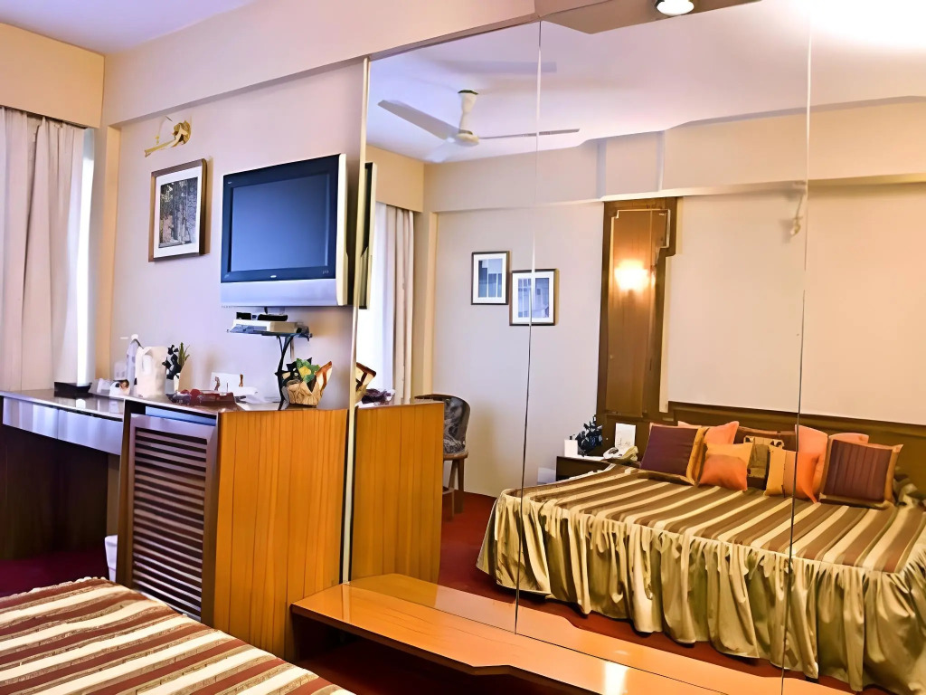 Hotel Midtown Pritam by null
