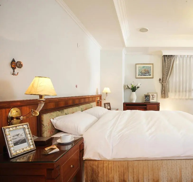 Kingdom Hotel - Chambres