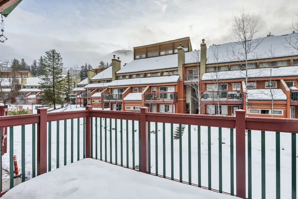 Centrally Located 3-Br Home | True Ski In/Out | Free Access To Pools & Hot Tubs