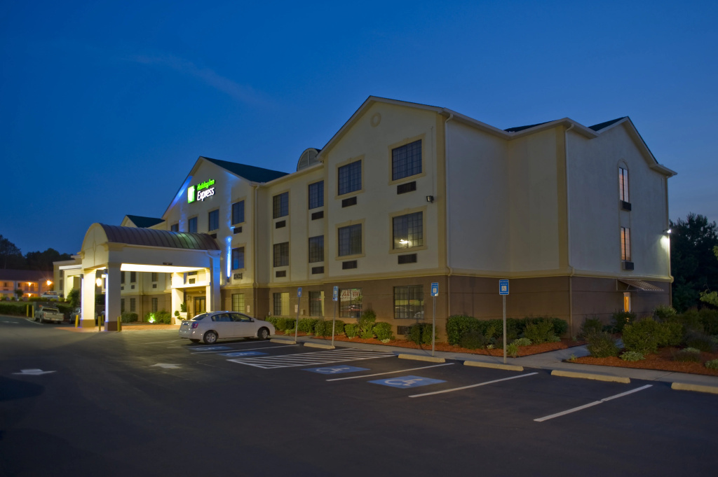 Holiday Inn Express & Suites Acworth - Kennesaw Northwest by IHG