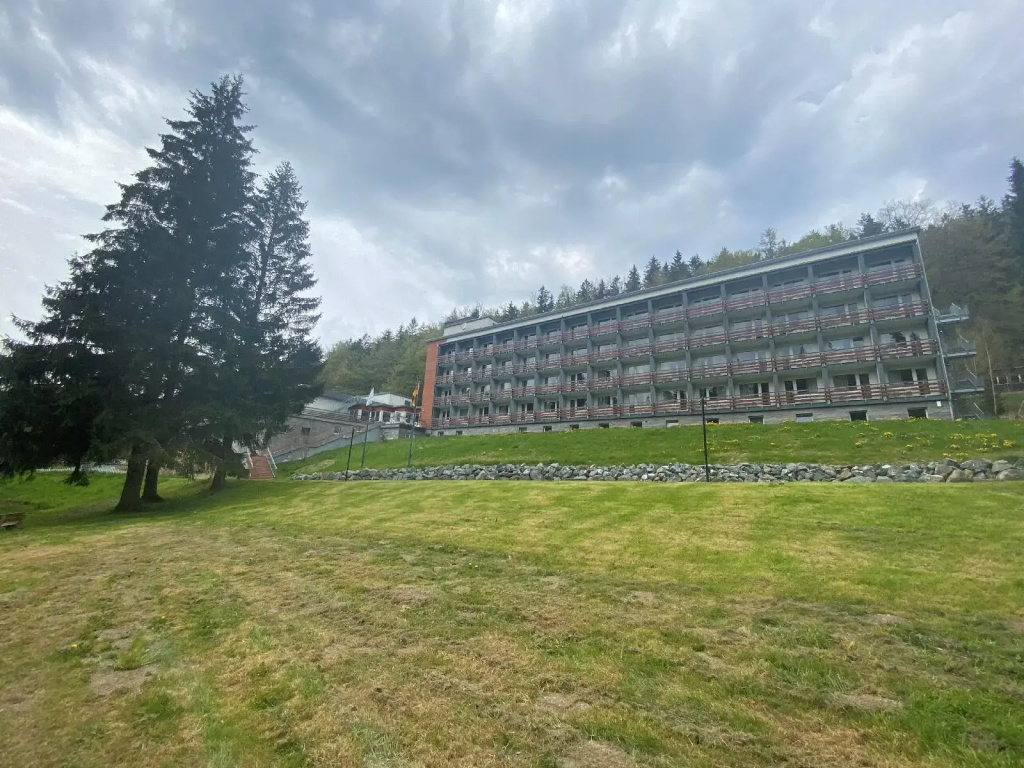 Sunday Schwarzbachtal Hideaway Resort