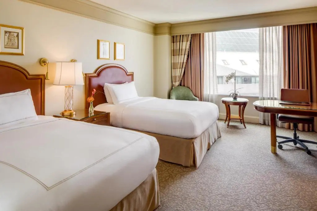 Deluxe Double room (twin beds)
