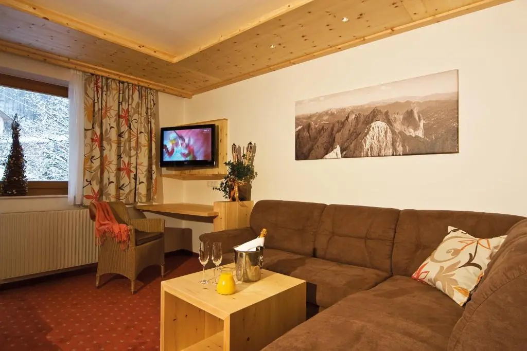 Landhotel Alpenhof - Chambres