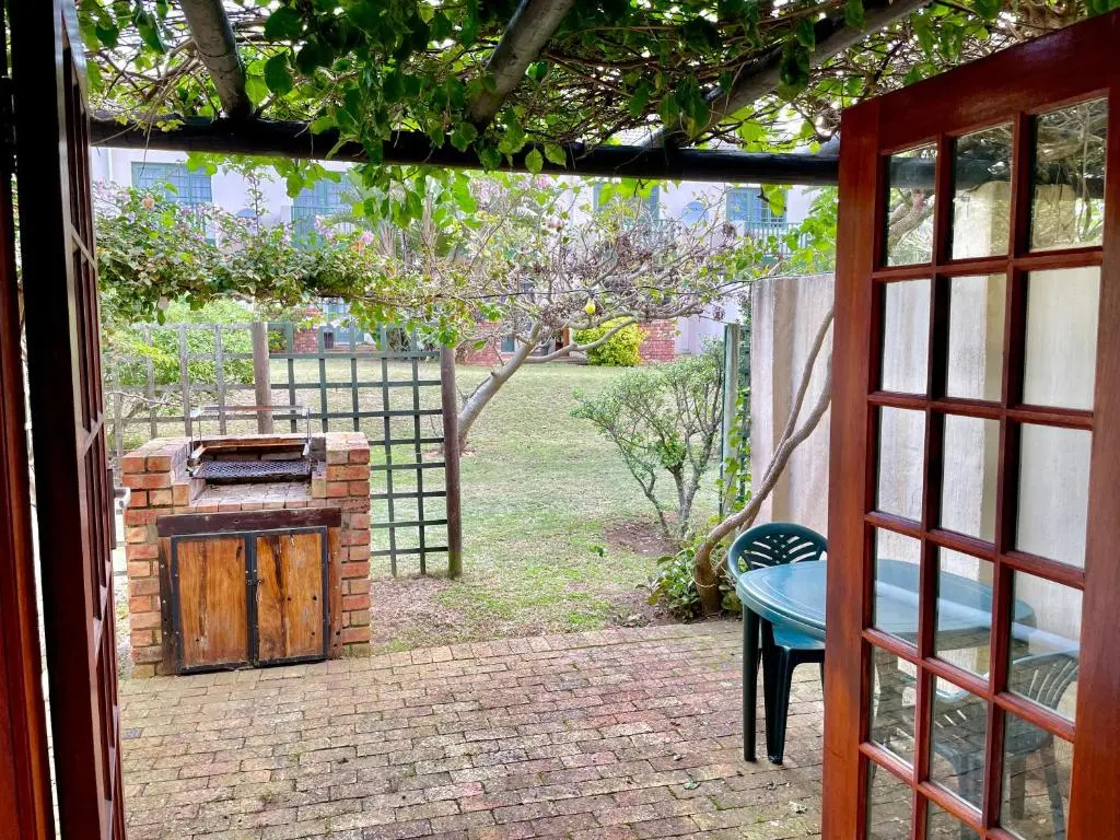 62 Settler Sands Beachfront Accommodation