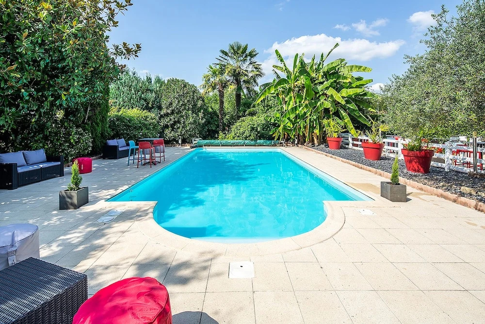 Carre Pau Airport Hotel - Général