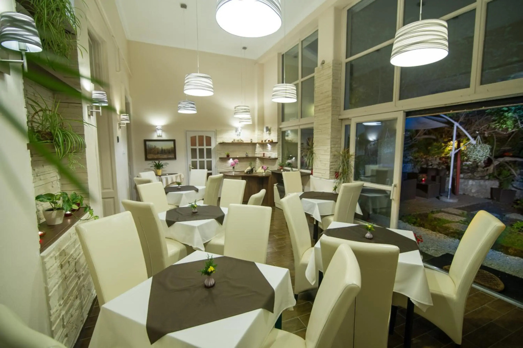 Hotel photo 28