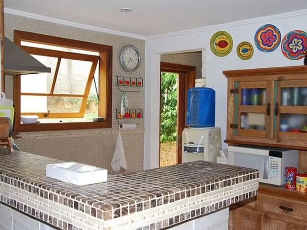 Casa Com 4 Suites A 200 Metros Da Rua Das Pedras
