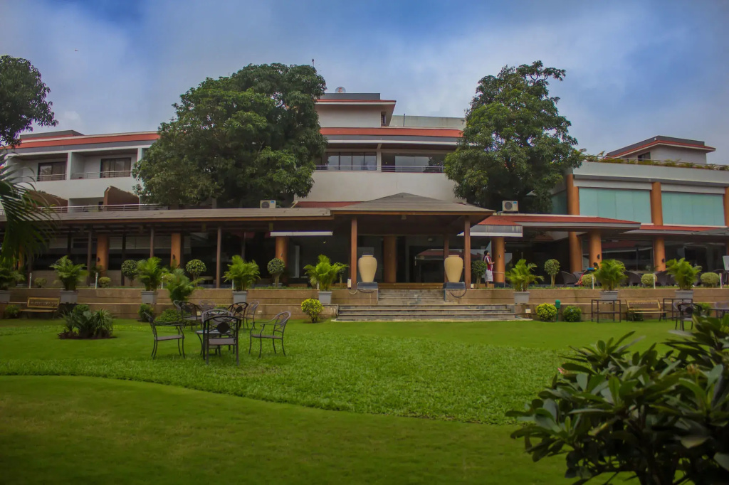 Club Mahindra Hatgad Resort