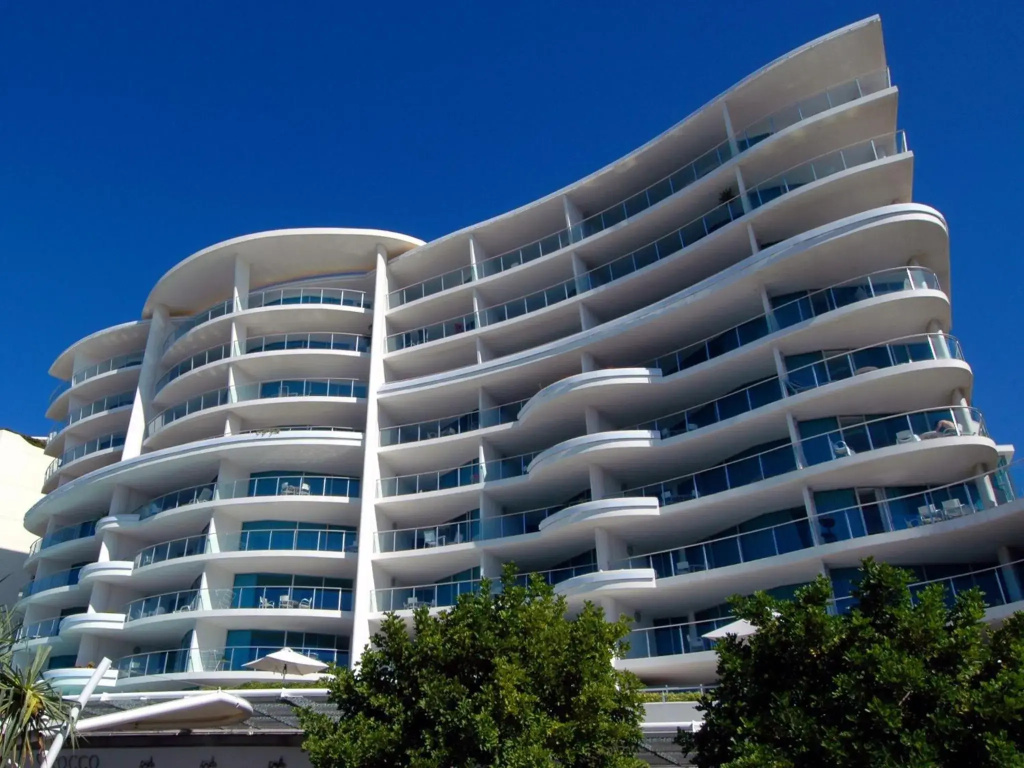 Sirocco 202 by G1 Holidays - Two Bedroom Beachfront Apartment in Sirocco Resort