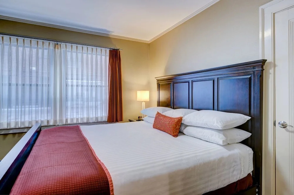 Carleton of Oak Park - Chambres
