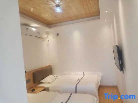 Suite with river view