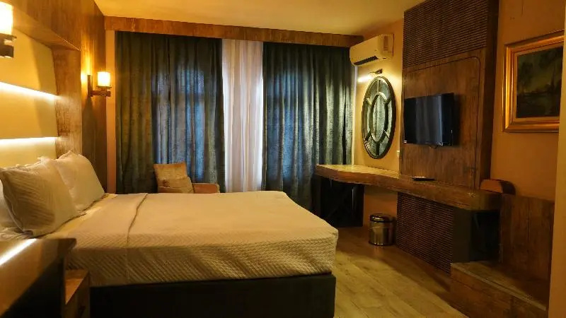 Standard Junior Suite