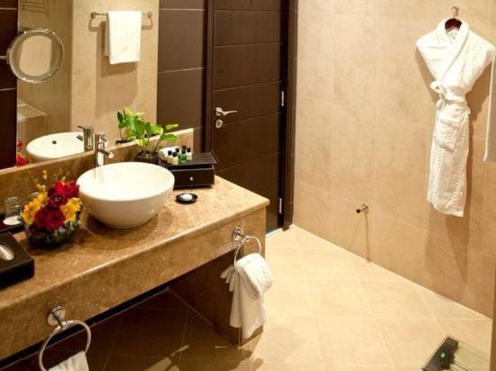 Cristal Hotel Abu Dhabi