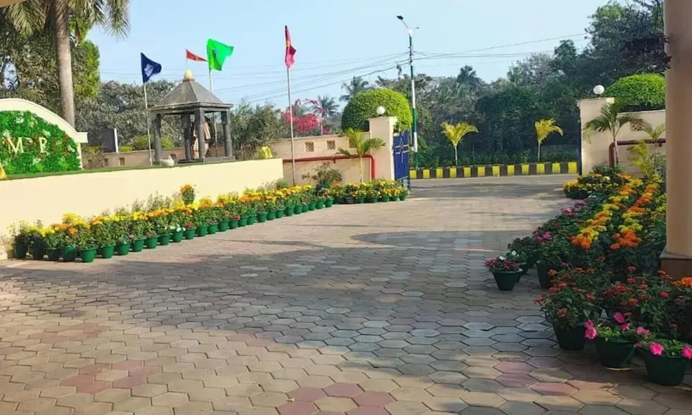 Empires Hotel Paradip - Général