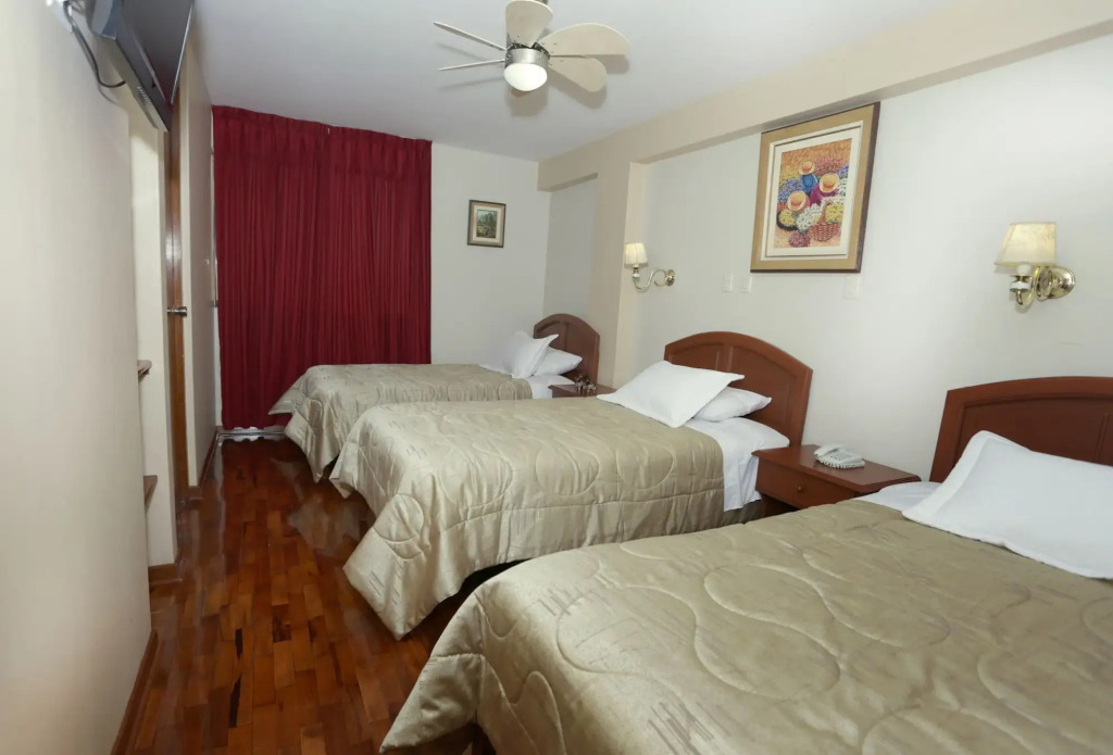 Hotel Manhattan Inn Airport - фото 3