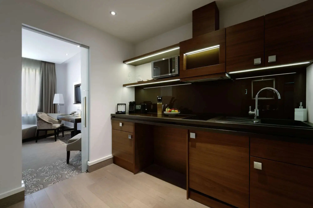 Double Studio (full double bed)