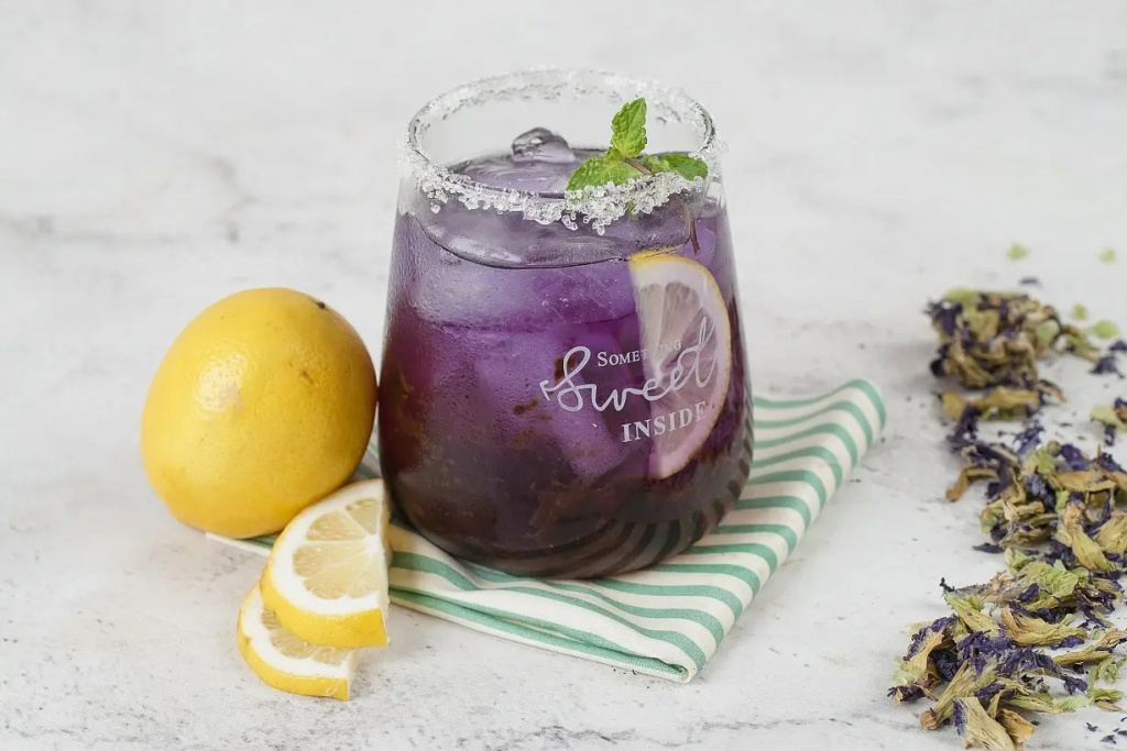 Food & Beverage