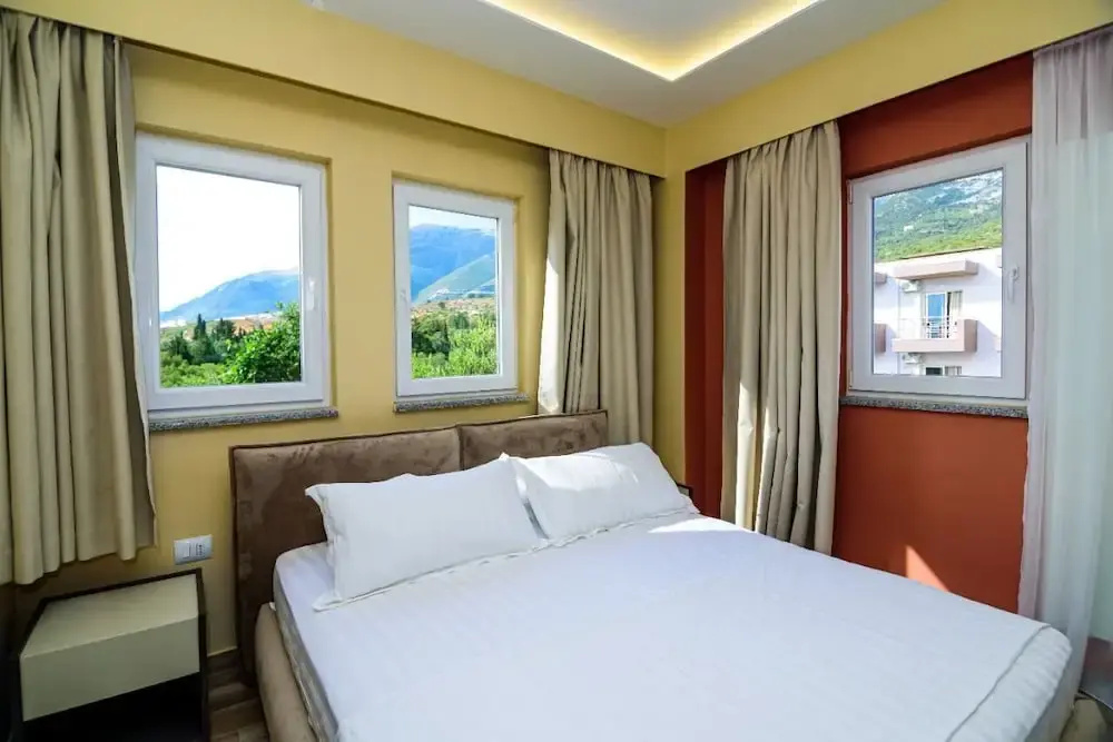 Deluxe Double room with balcony and with river view (full double bed)