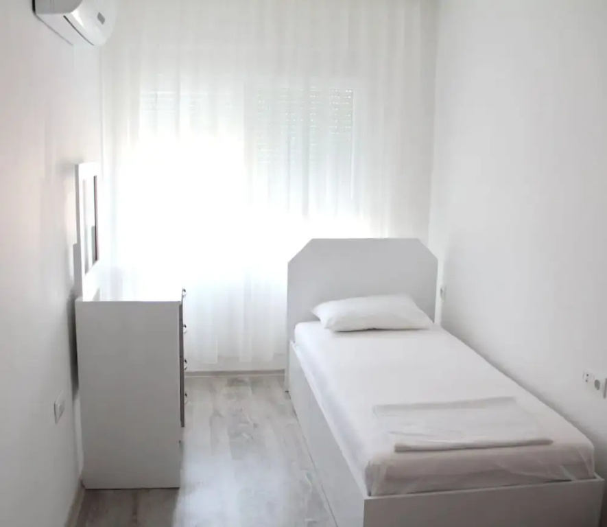 2 Bedrooms Apartment with balcony