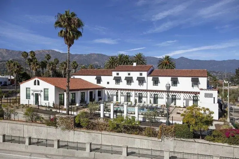 Moxy Santa Barbara - Chambres