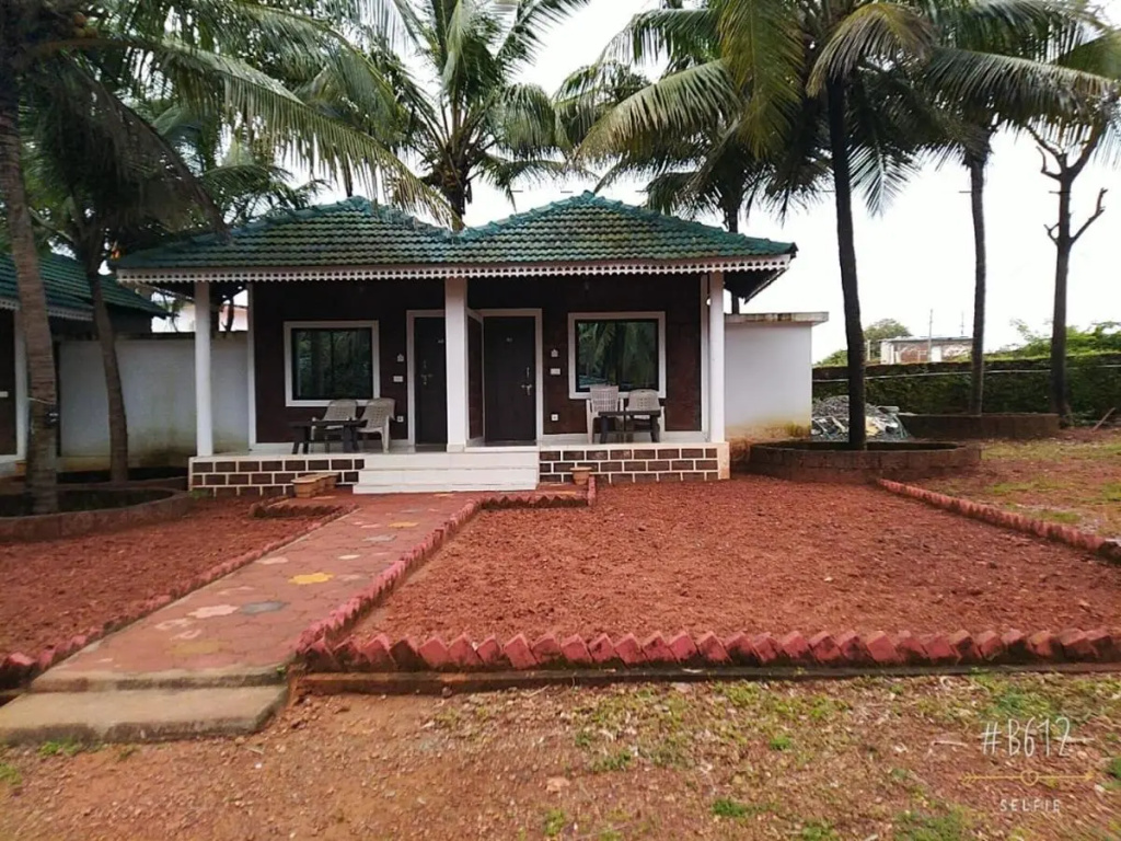 Coconut Tree Resort