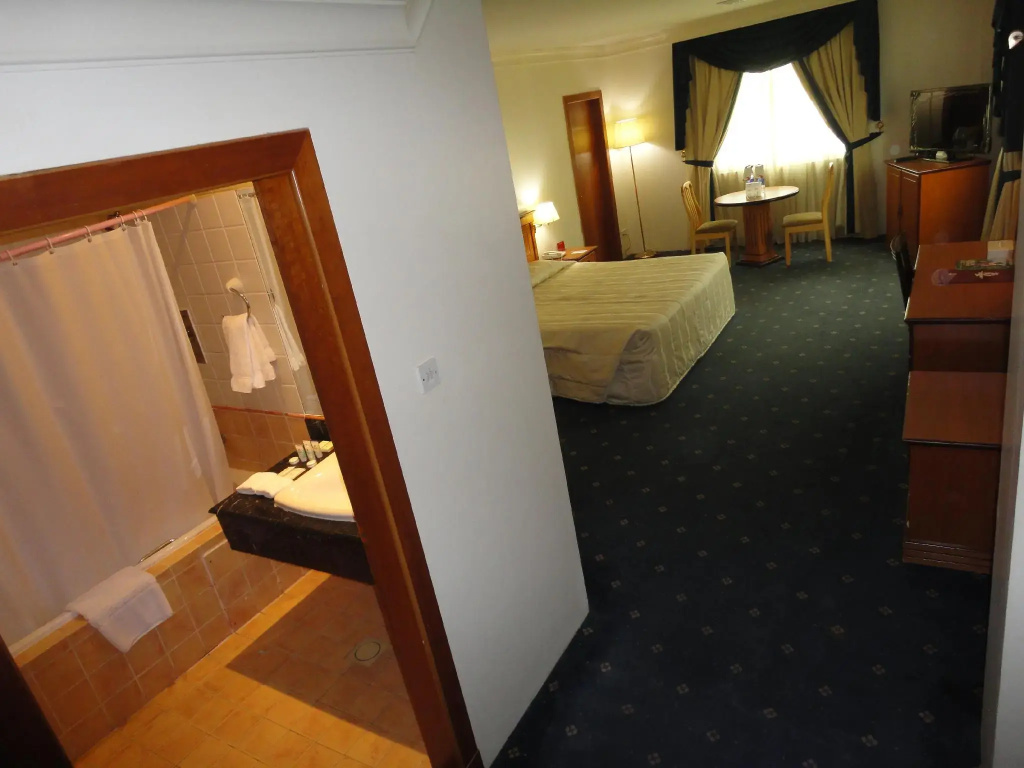 Standard Double room (full double bed)