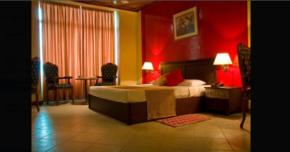 Hotel Clarion