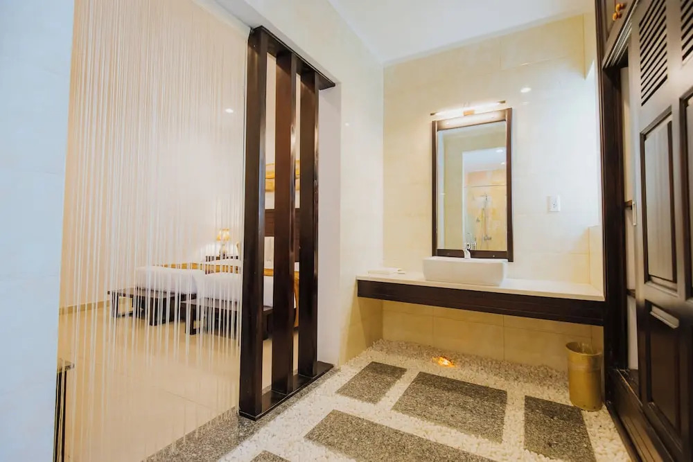 Villa Del Sol Beach Villas & Spa