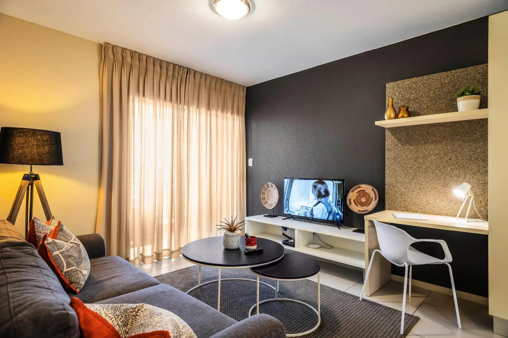 1 Bedroom Suite