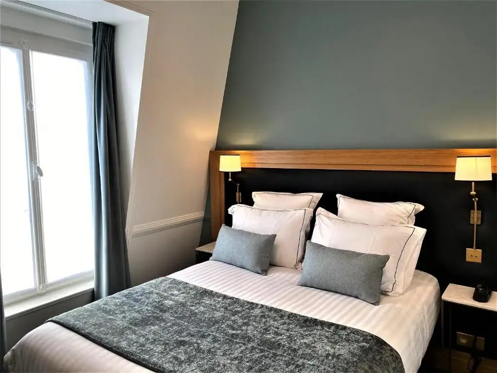 Standard Double room (full double bed)