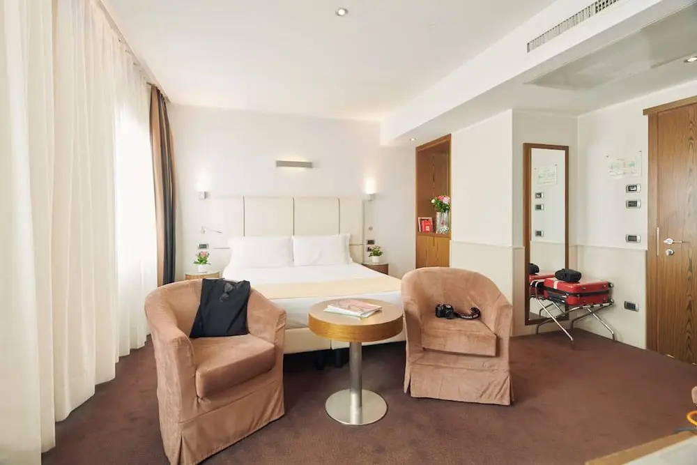 Deluxe Double room (twin beds)