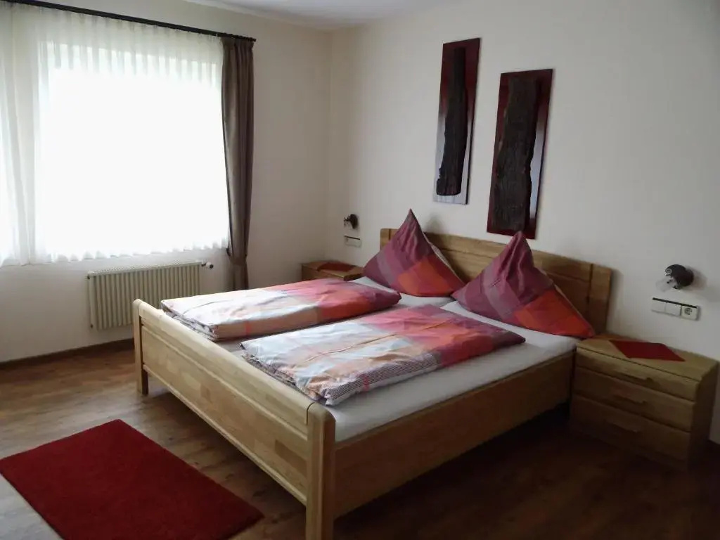 Standard Double room (full double bed)