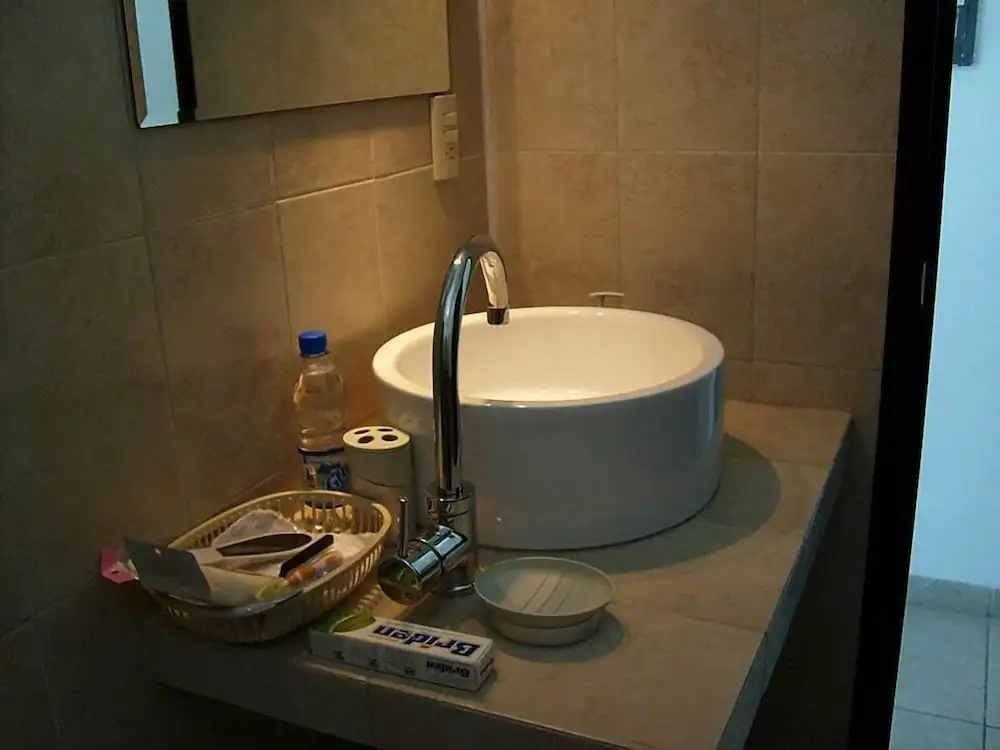 Comfort room