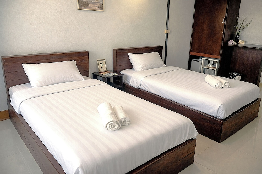 Deluxe Double room (twin beds)