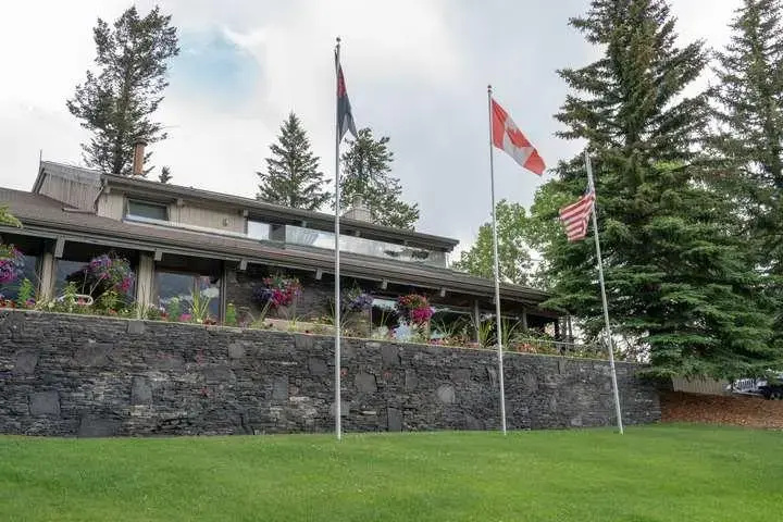 Tunnel Mountain Resort - Chambres