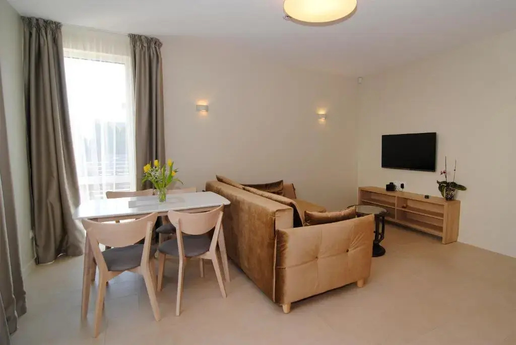 2 Bedrooms Superior Apartment