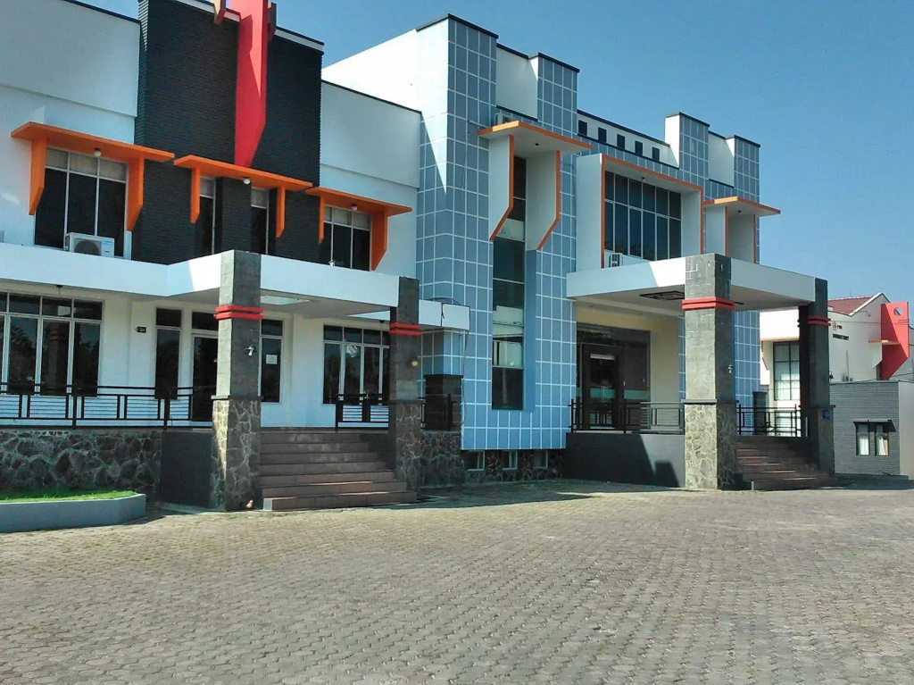 Oyo 884 Rumoh Pmi Hotel