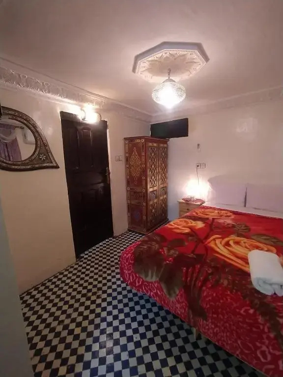 Economy room