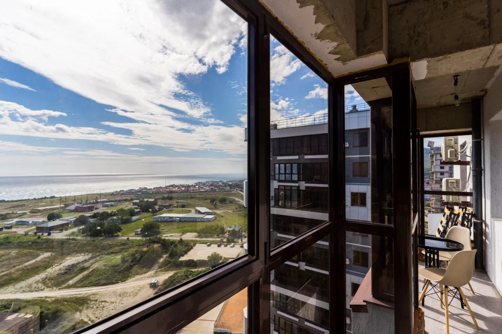 Beach & Waterfront