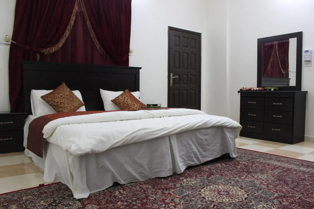 Al Eairy Furnished Apartments Al Baha 4 - фото 5