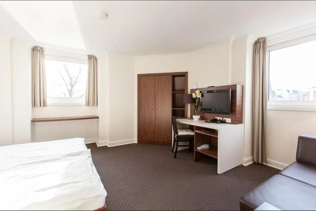 Superior room