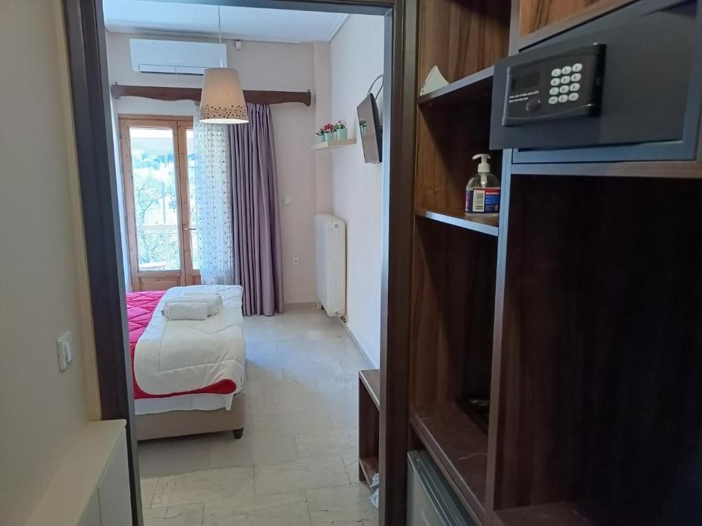 Ziogas Rooms NOW CALLED Spartacus House by null