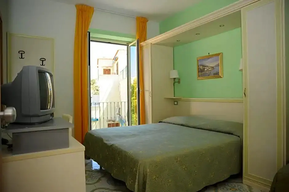 Standard room with balcony